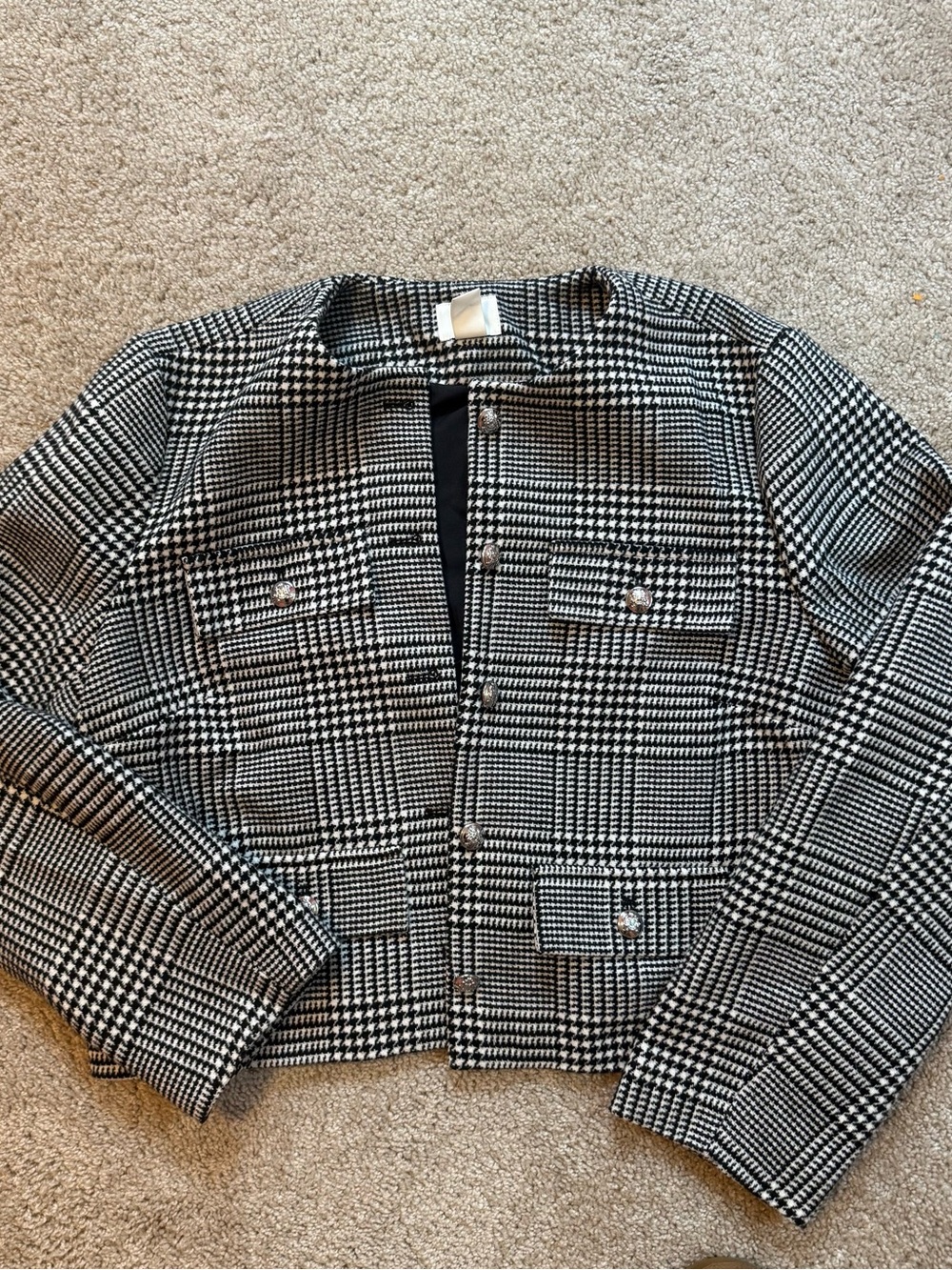 H&M Black and White Plaid Cropped Collarless Jacket Size L